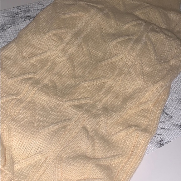 Dog Sweater - Picture 4 of 6